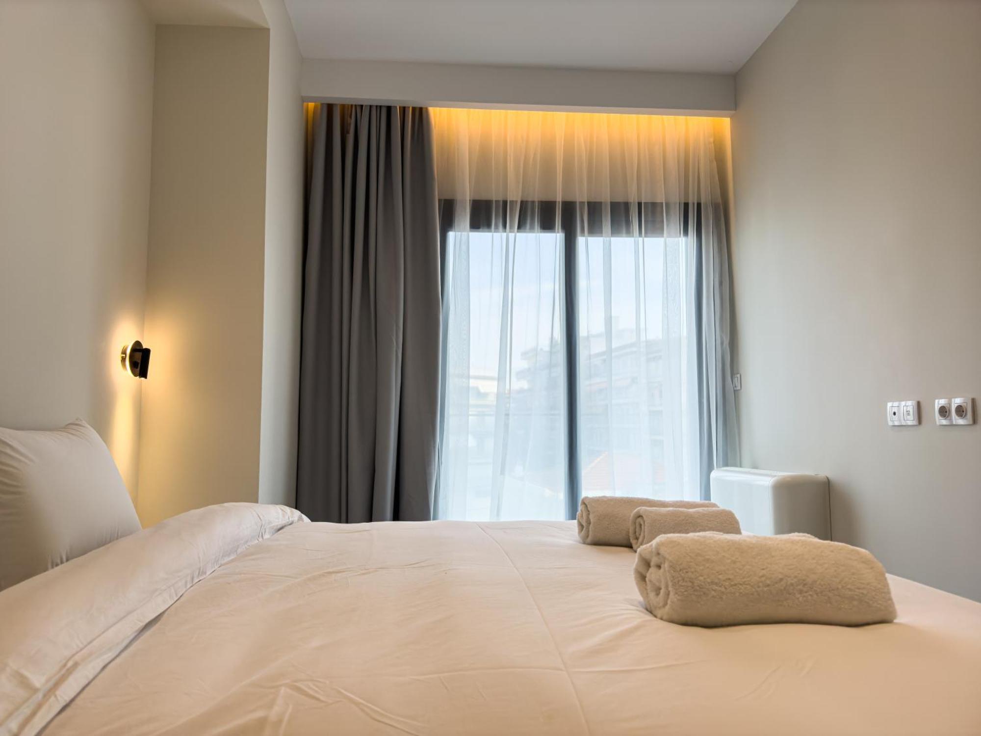 8 By Proliving Hospitality Saloniki