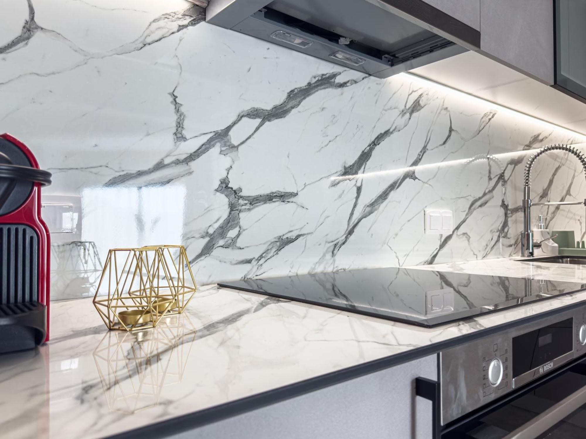 8 By Proliving Hospitality Apartament *