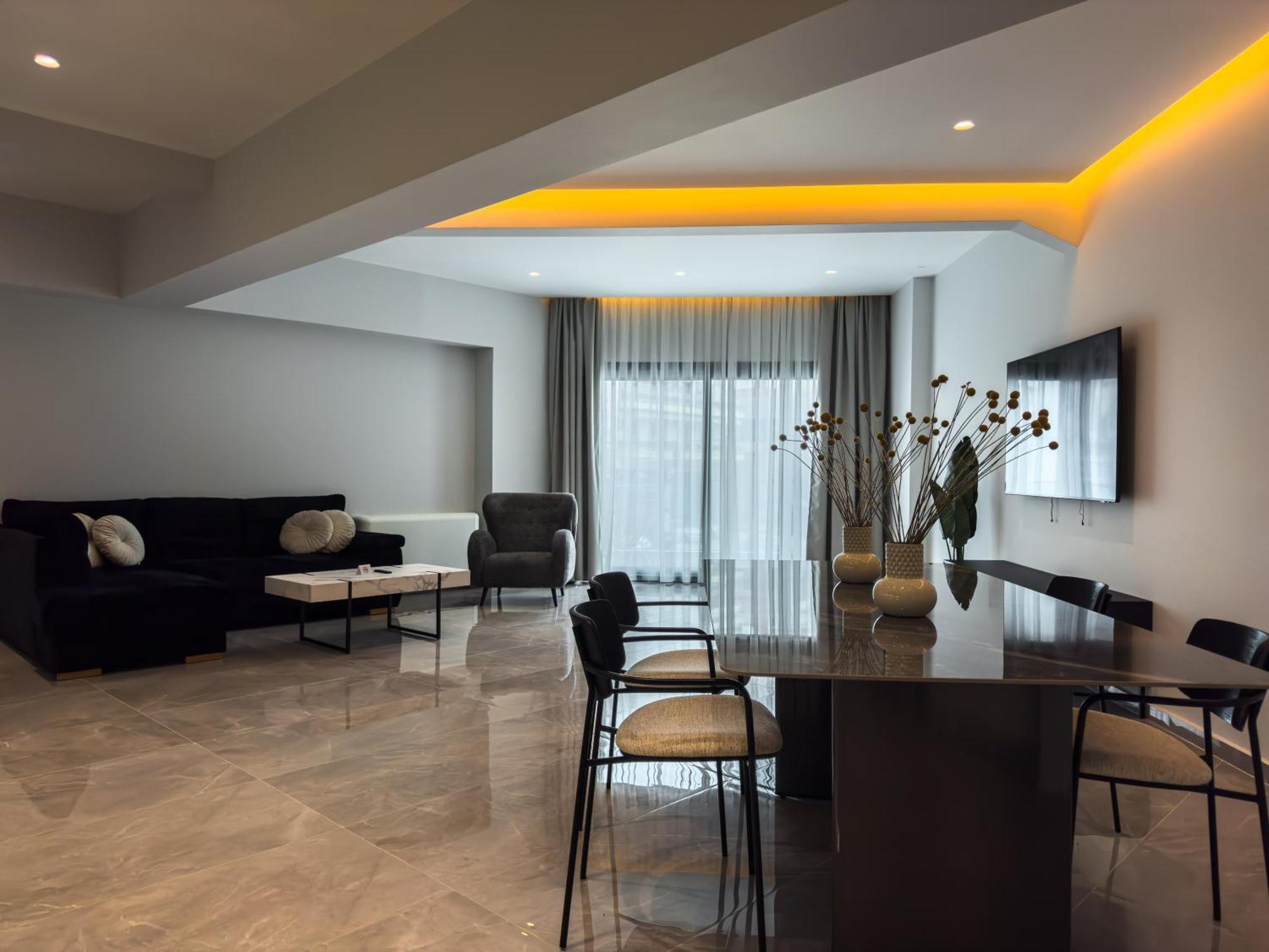 8 By Proliving Hospitality Saloniki