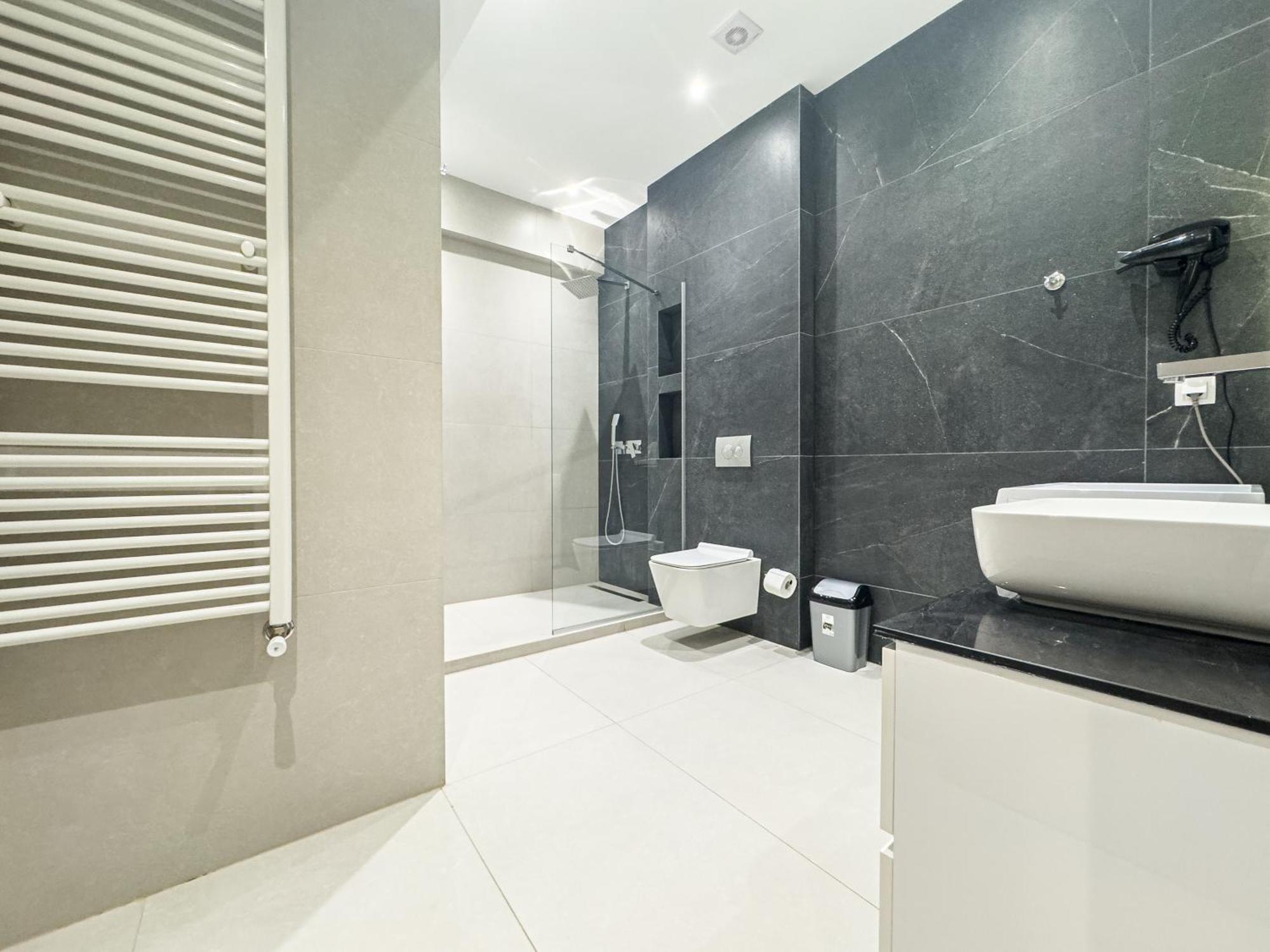 8 By Proliving Hospitality Soluň